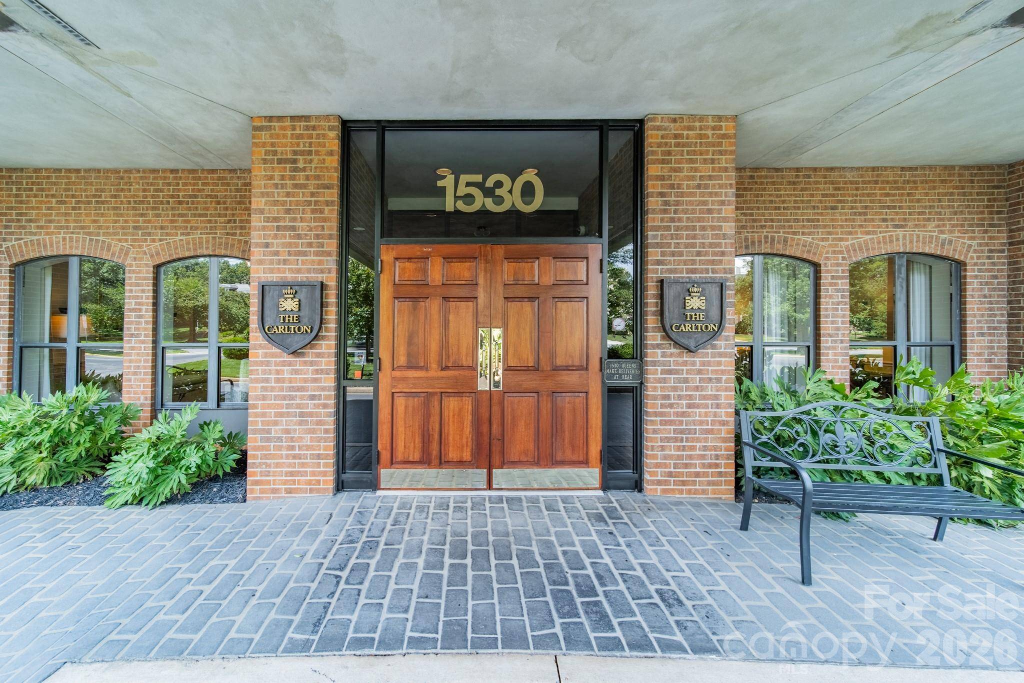 1530 Queens RD #304, Charlotte, NC 28207