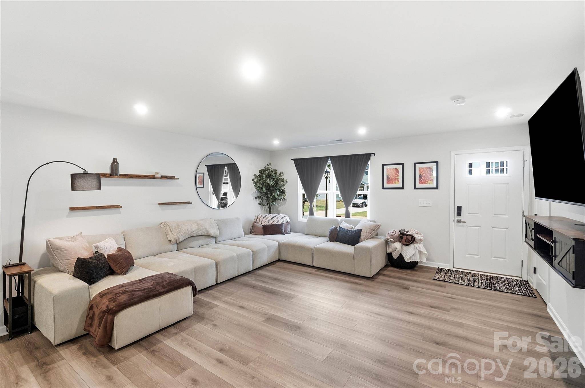 10253 Florentine WAY, Charlotte, NC 28214