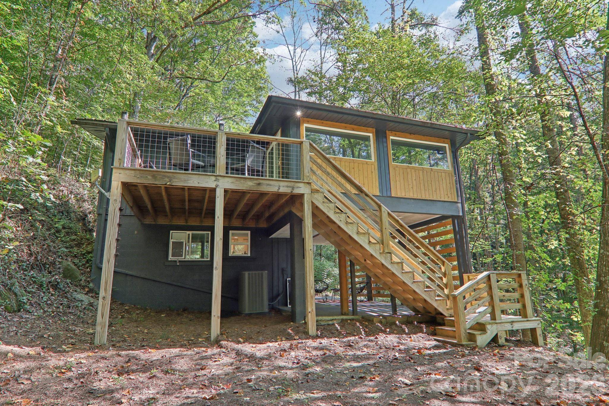 315 Bear Cove RD, Bryson City, NC 28713