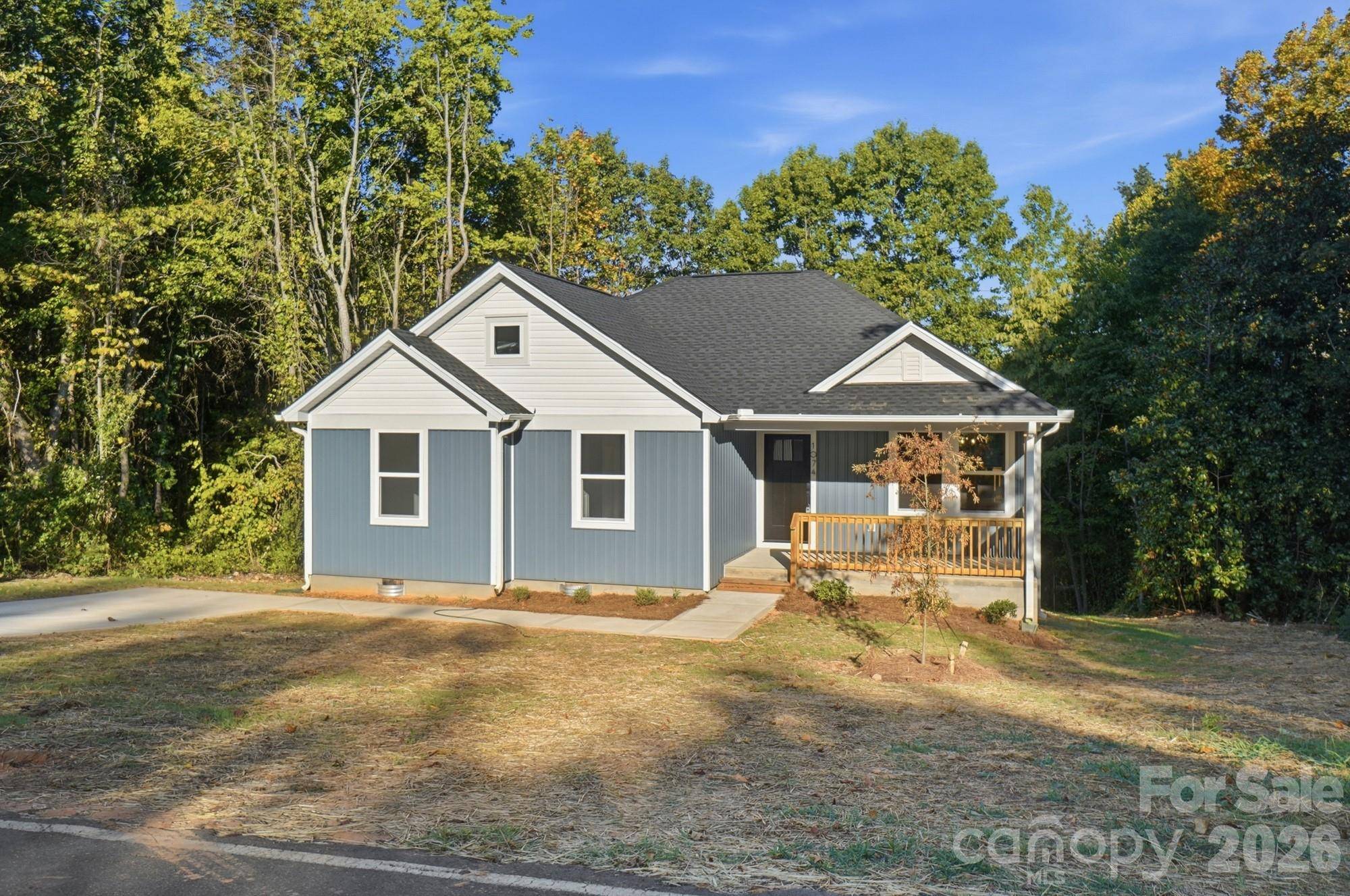 1074 Mountain Crest DR, Kings Mountain, NC 28086