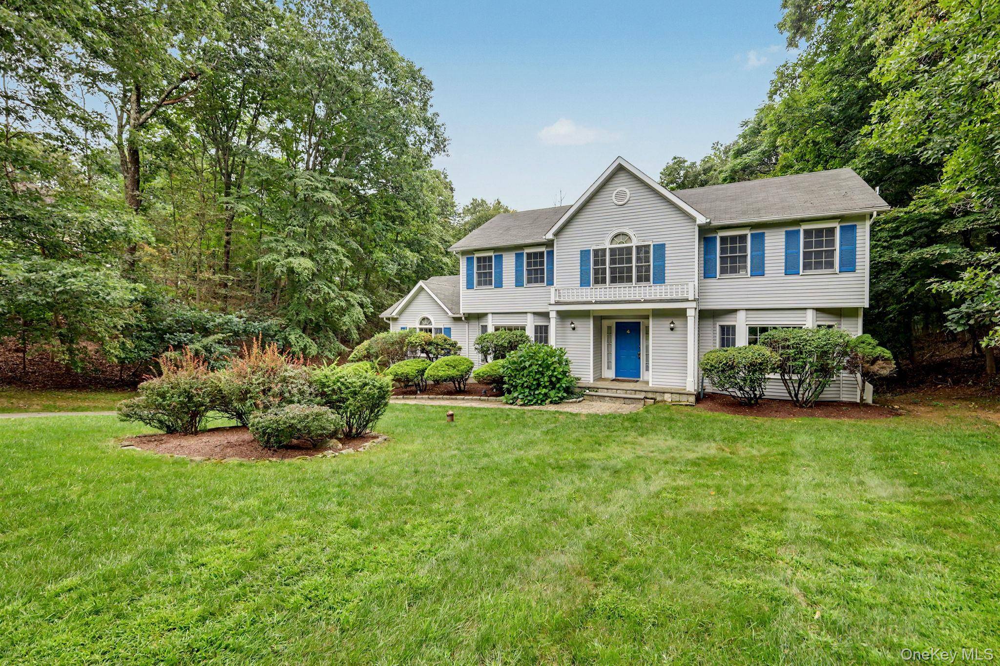 4 Sugar Hollow RD, Katonah, NY 10536