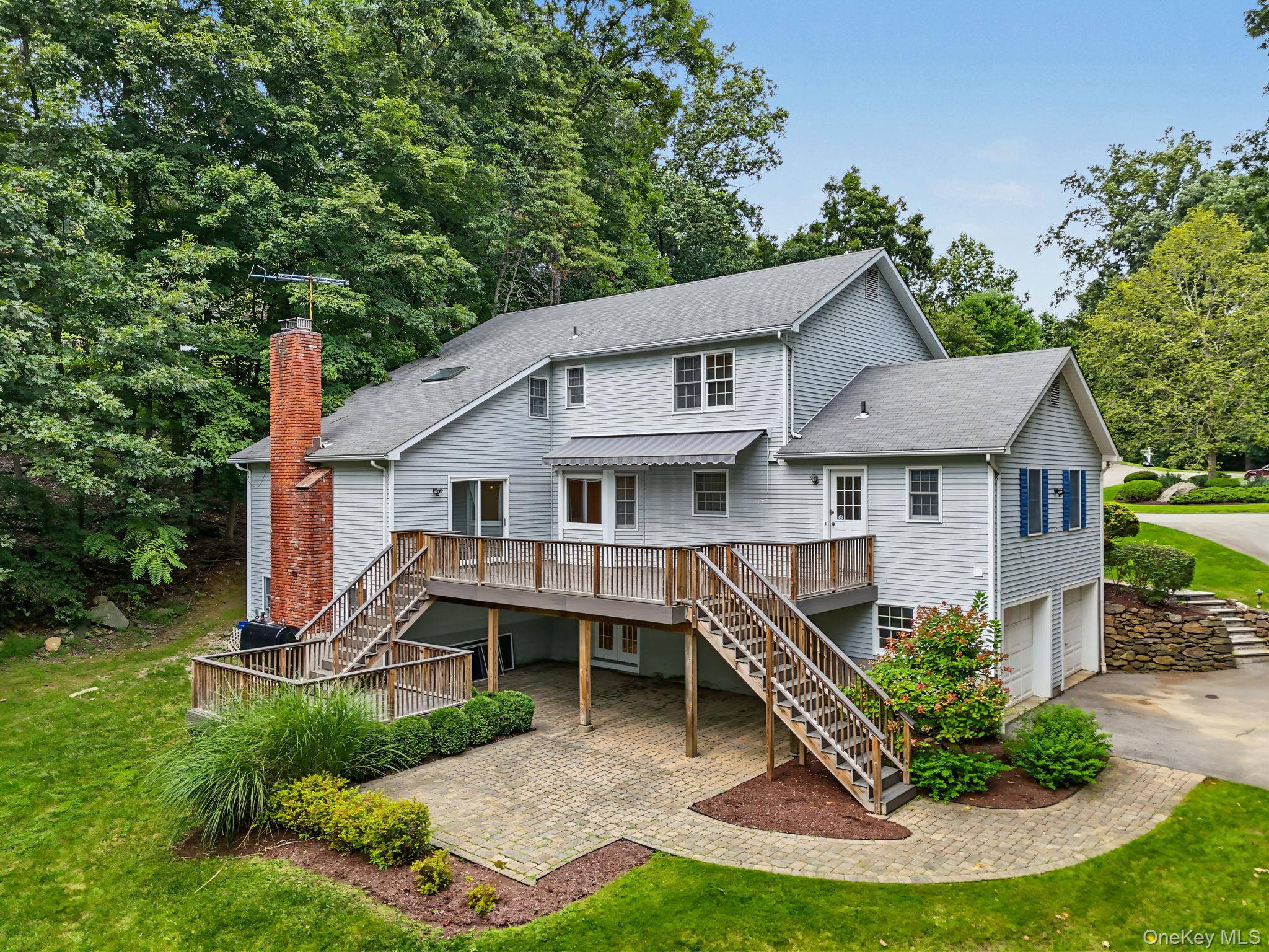 4 Sugar Hollow RD, Katonah, NY 10536