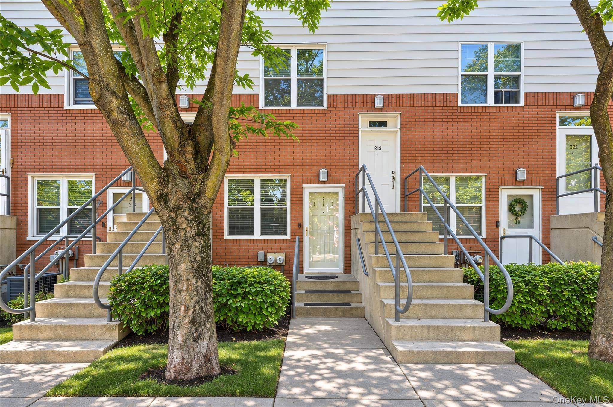 217 Sunset BLVD #9217G, Bronx, NY 10473