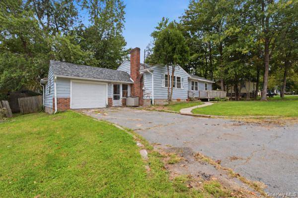 6 Thomas ST, Monticello, NY 12701