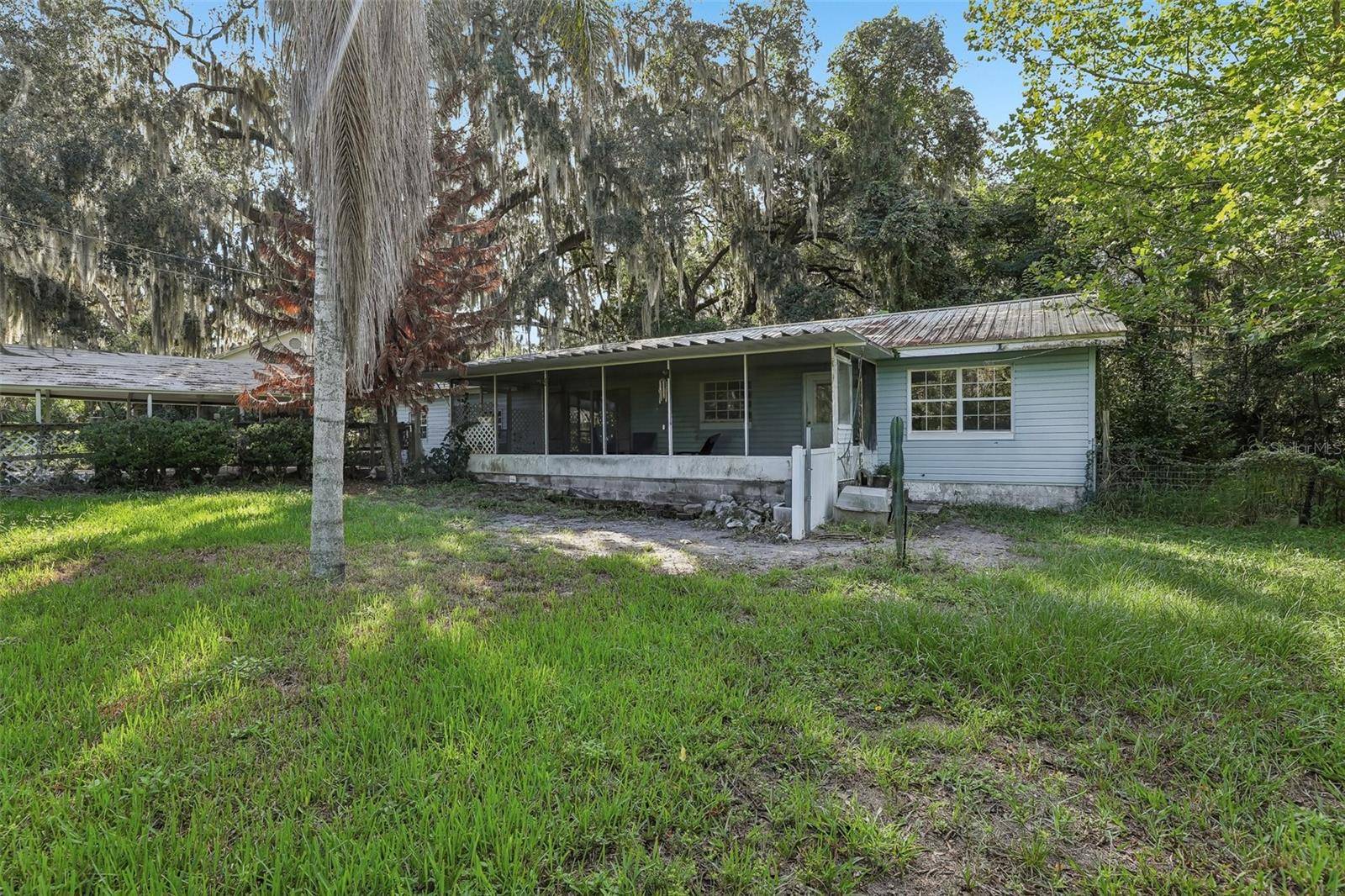 2315 EDGEWATER AVE, Leesburg, FL 34748