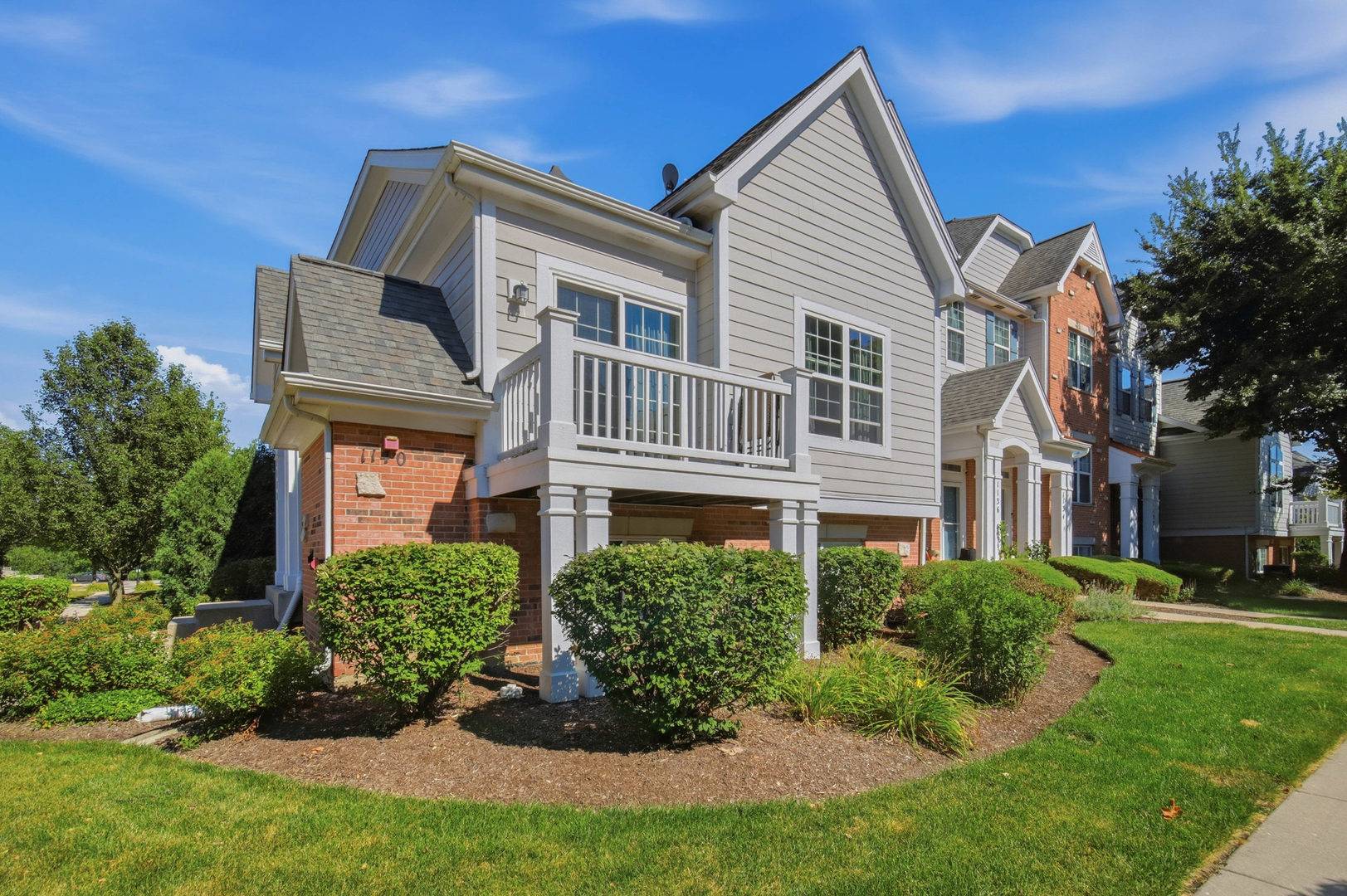 1138 Jordan CIR, Lake Zurich, IL 60047