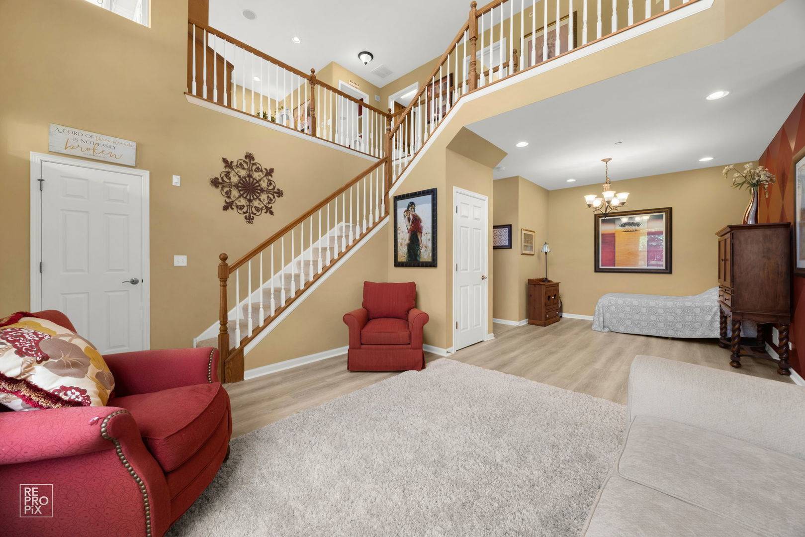 10073 CUMMINGS ST, Huntley, IL 60142