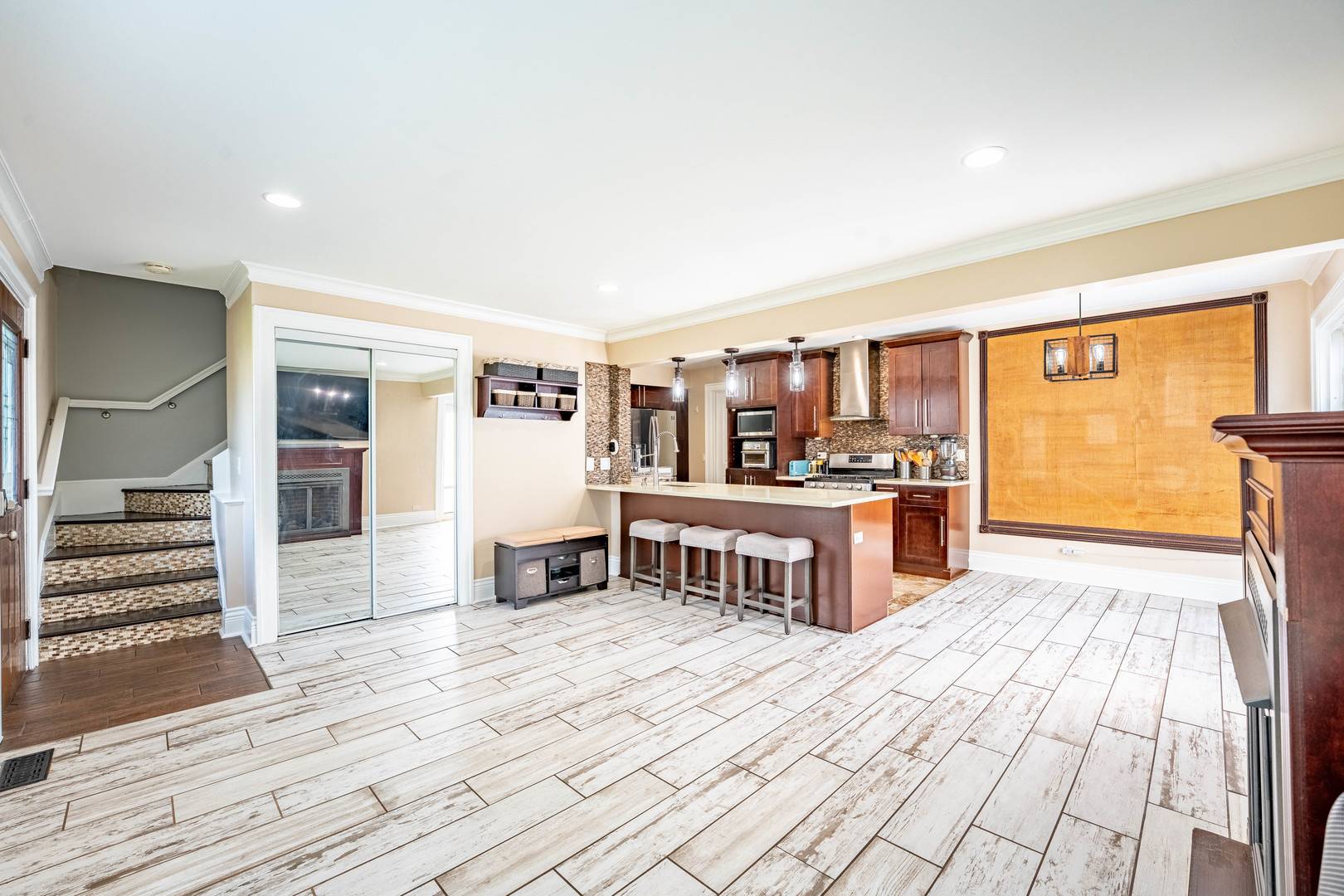 234 Algonquin CT #C, Bolingbrook, IL 60440