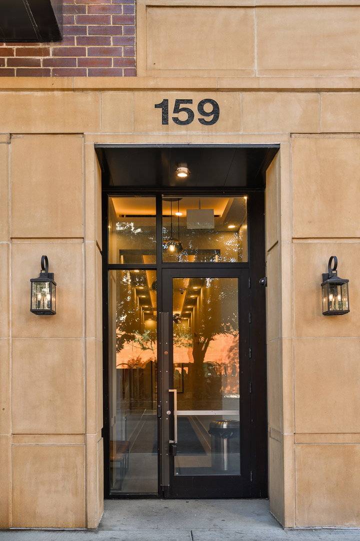 159 W North AVE #406, Chicago, IL 60610