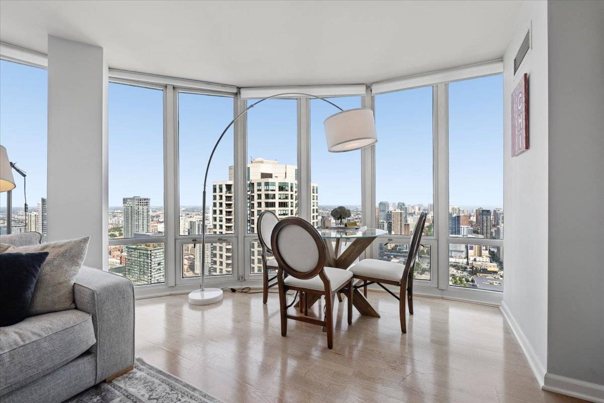 345 N LaSalle ST #4601, Chicago, IL 60654