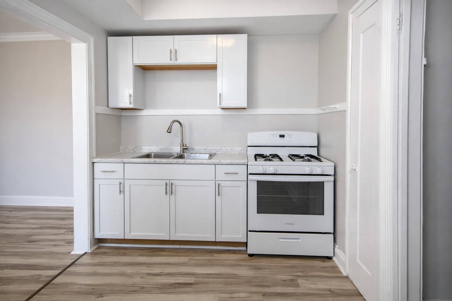 6702 S Wood ST #2B, Chicago, IL 60636