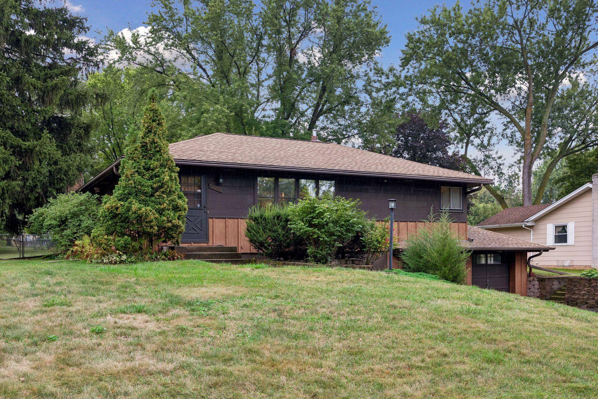 5073 Holiday RD, Minnetonka, MN 55345
