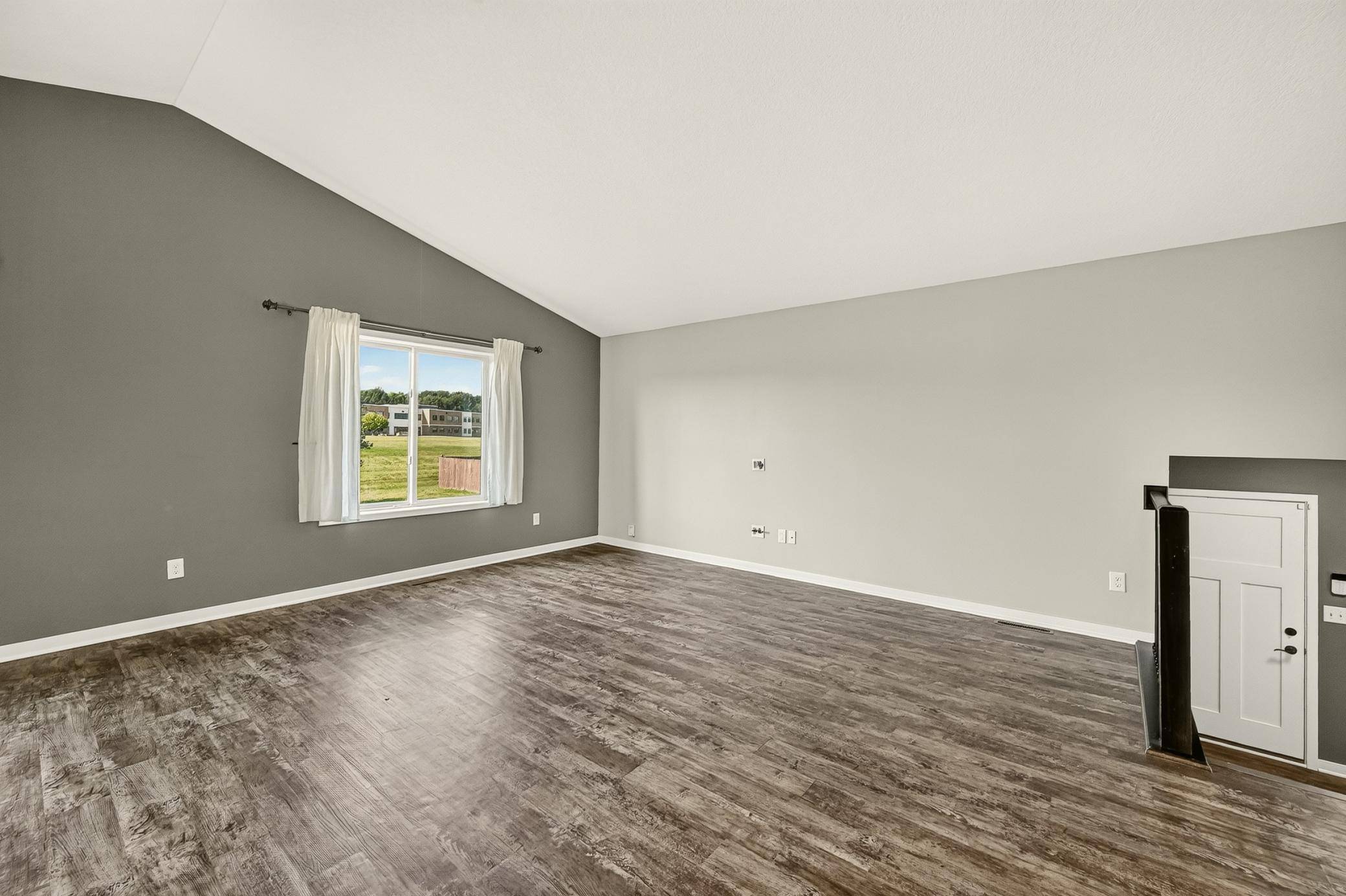 5526 Harvest Lake DR NW, Rochester, MN 55901