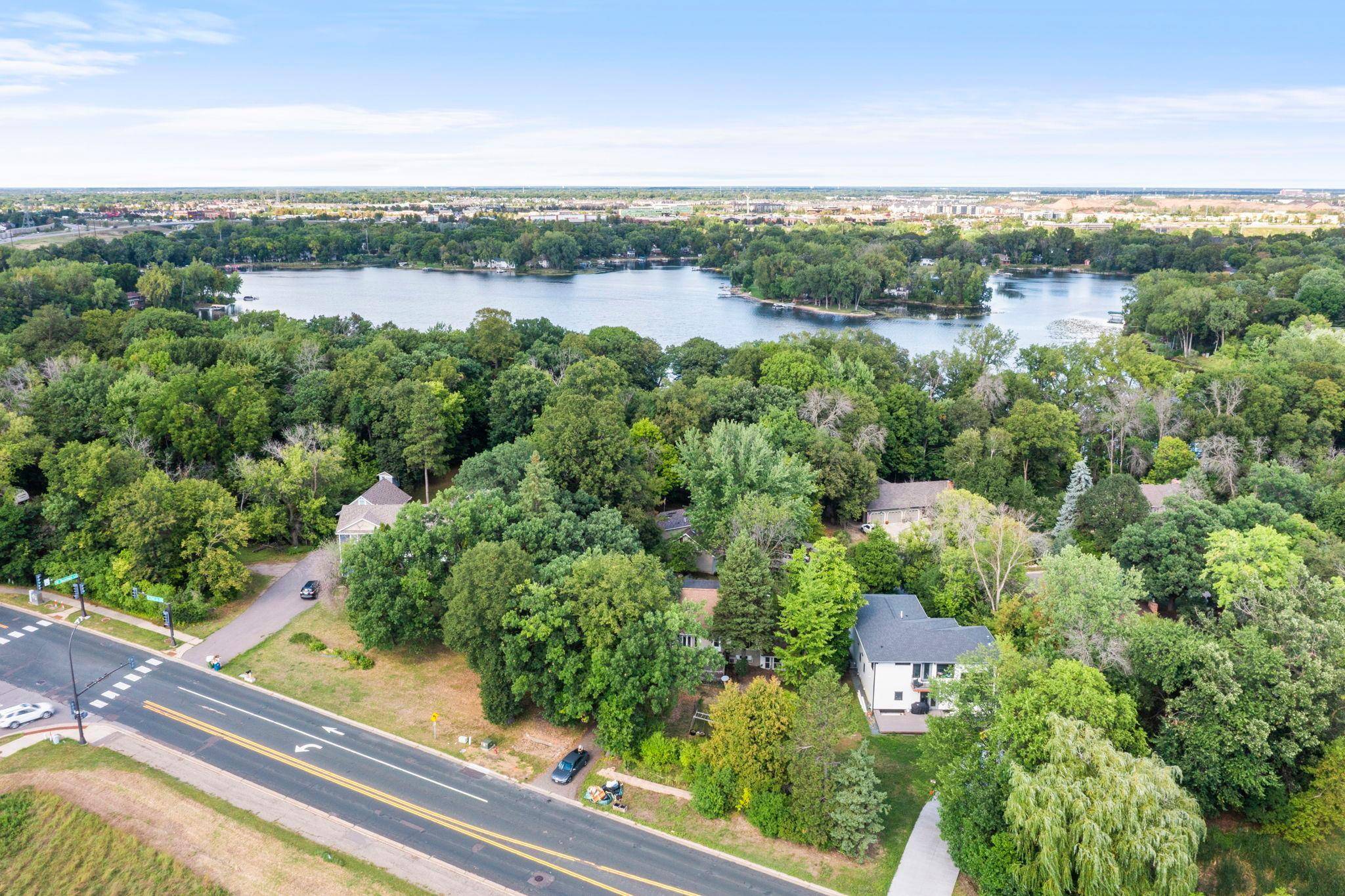 6824 E Fish Lake RD, Maple Grove, MN 55369
