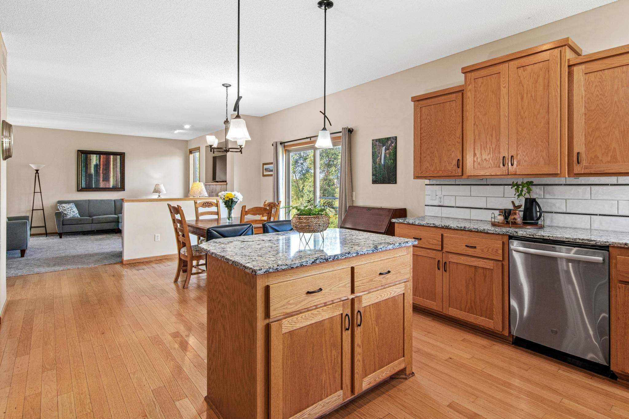 21394 Queen CT NW, Elk River, MN 55330