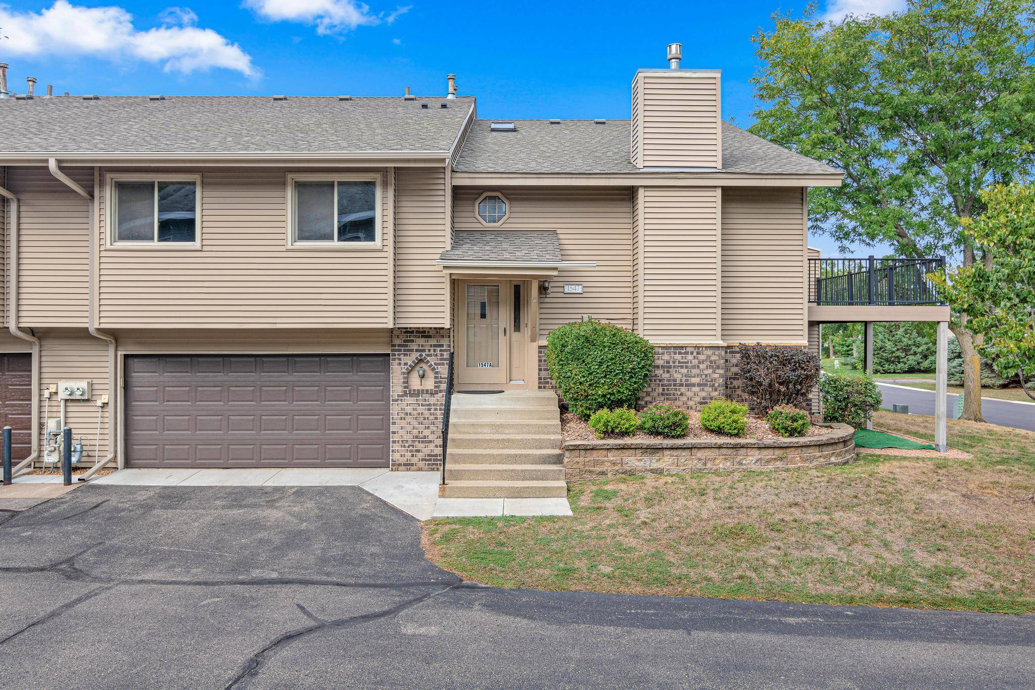 1547 Clemson DR, Eagan, MN 55122