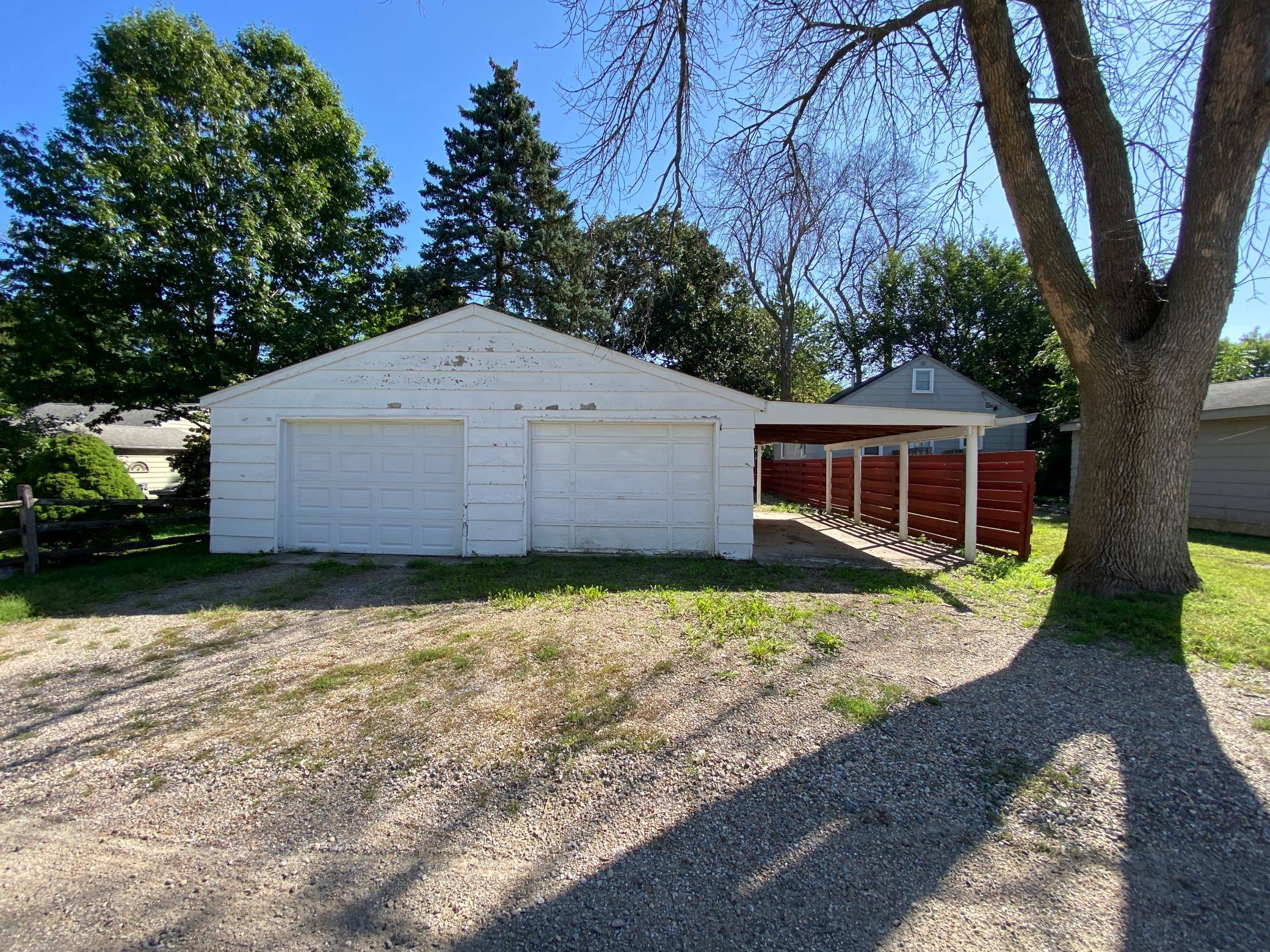 814 Lincoln AVE, Albert Lea, MN 56007