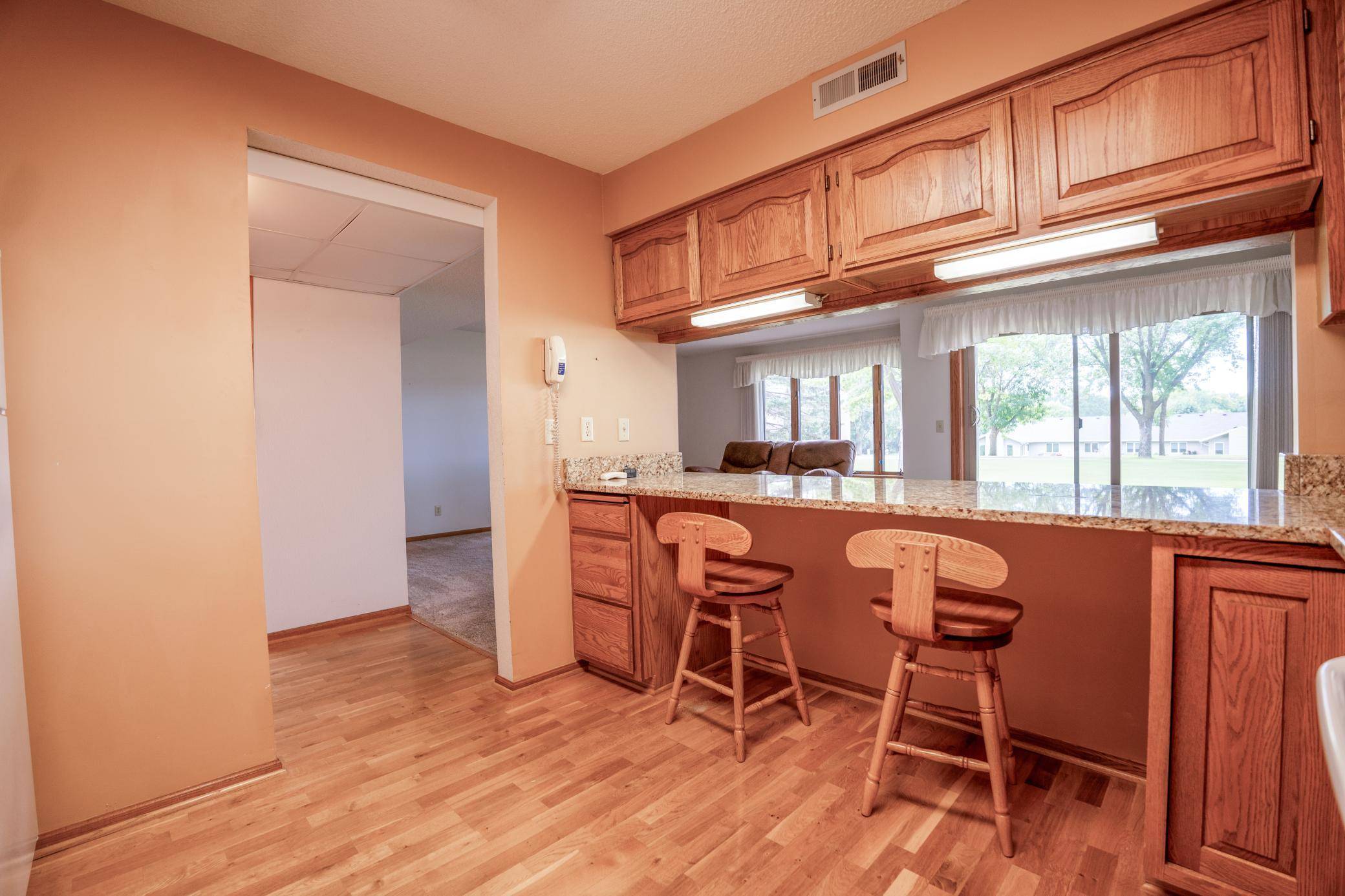 1801 Becker AVE SE #102, Willmar, MN 56201