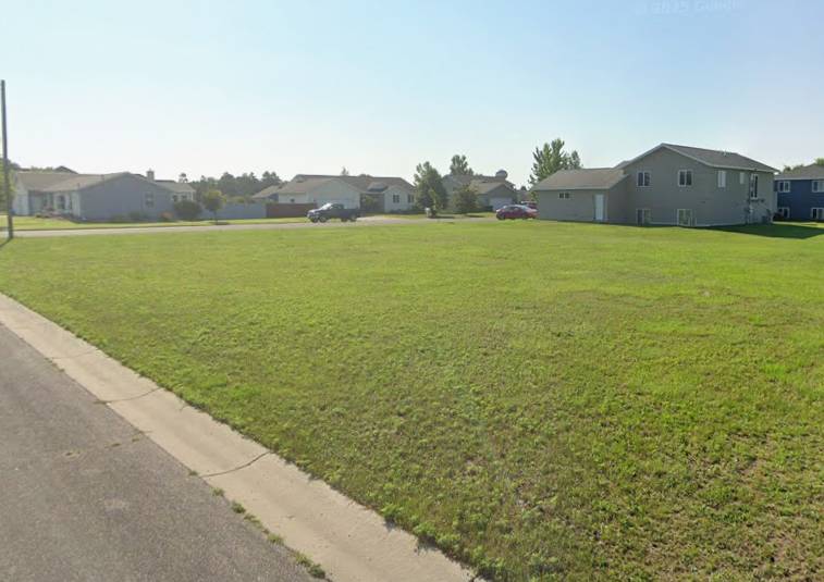 801 8th ST SW, Perham, MN 56573