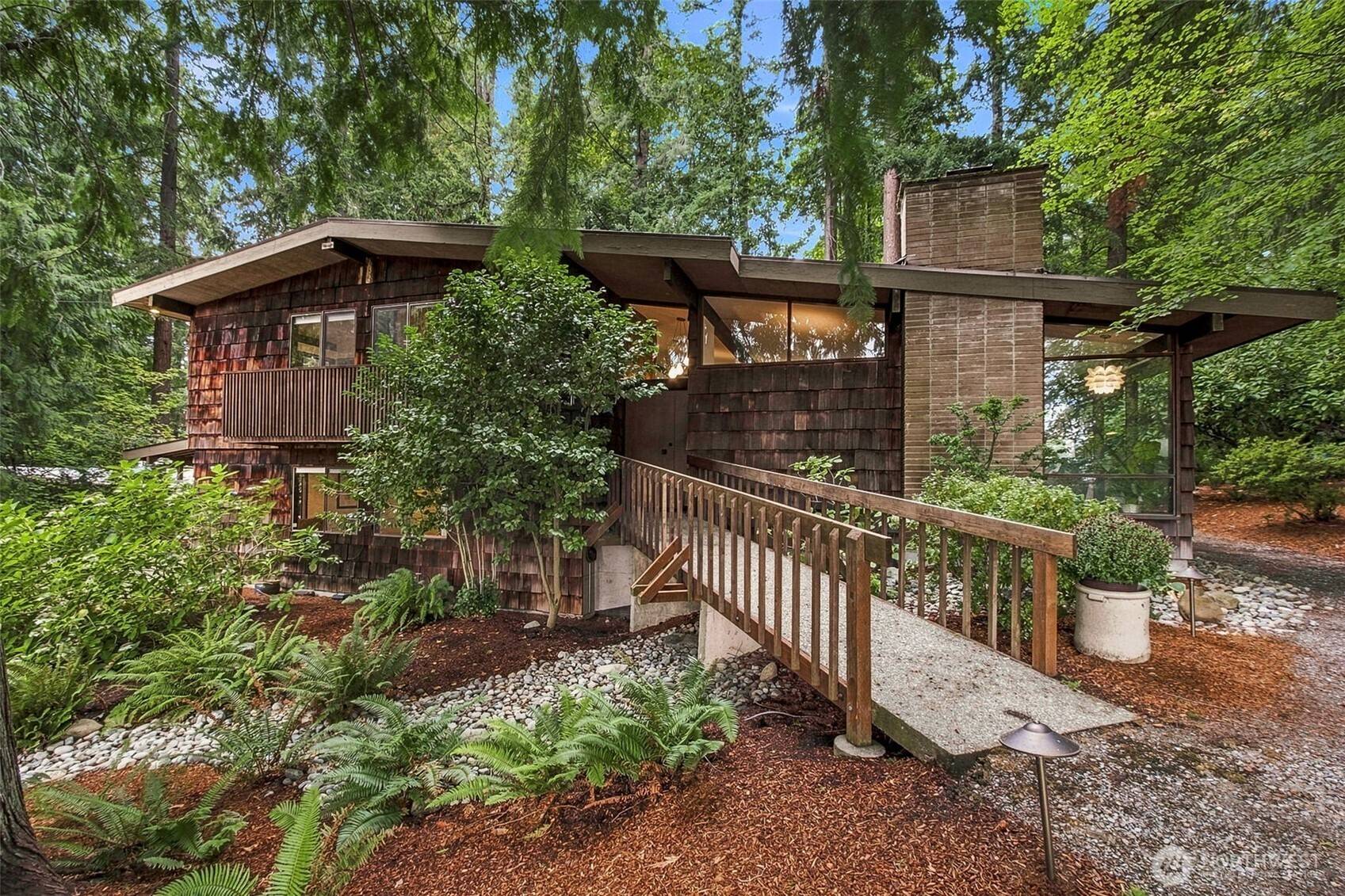 13240 SE 231st ST, Kent, WA 98042