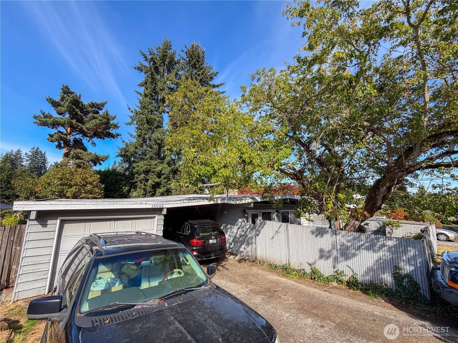 16042 SE 10th ST, Bellevue, WA 98008