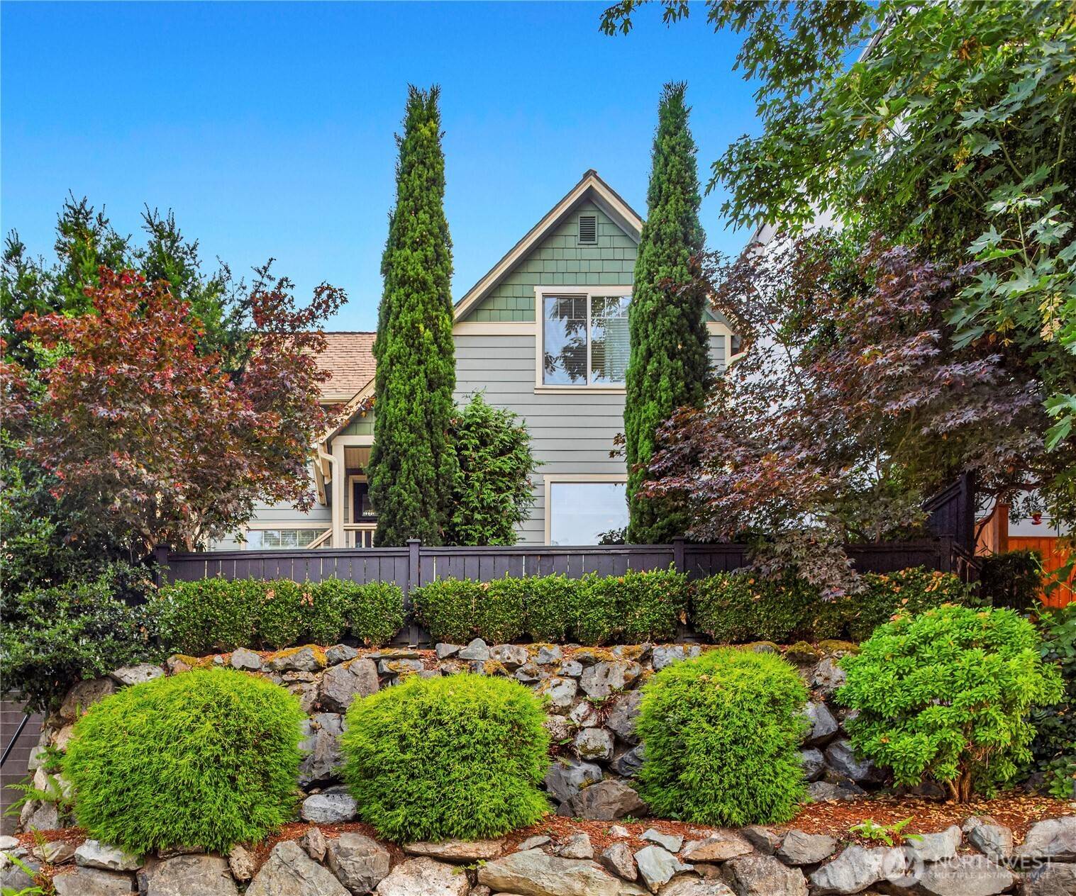 43 W Etruria, Seattle, WA 98119