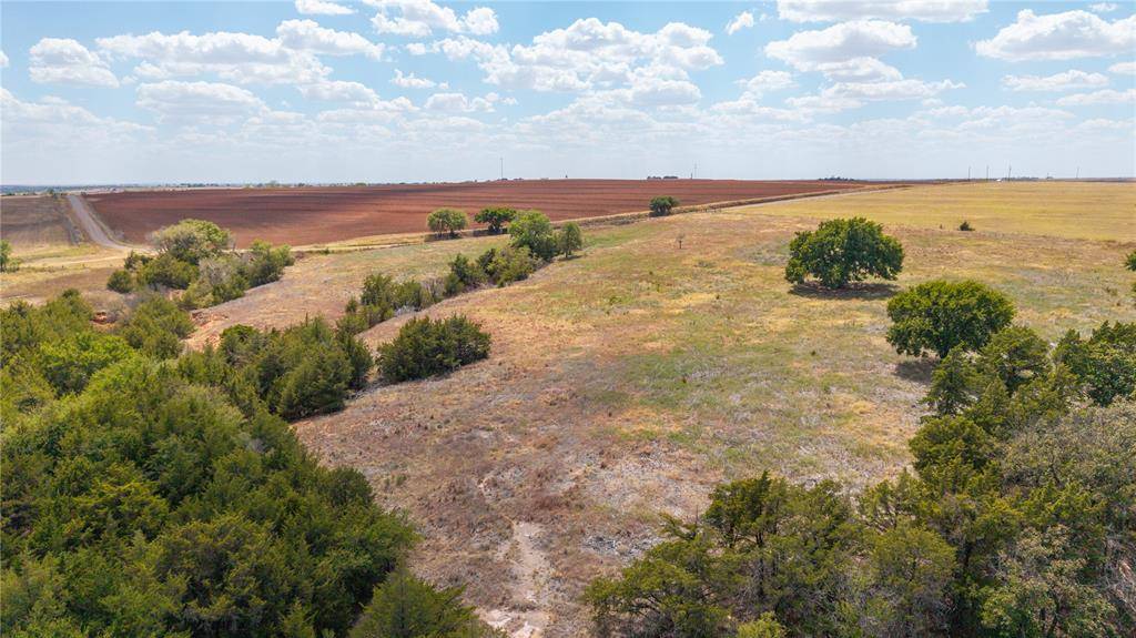 23165 E 1020 RD, Clinton, OK 73601
