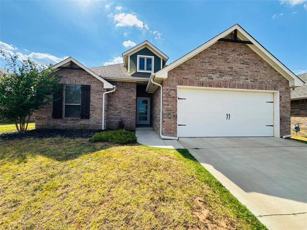 8909 Poppey PL, Yukon, OK 73099