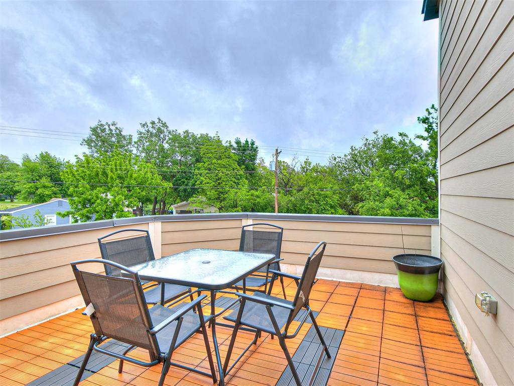 589 S Fretz AVE, Edmond, OK 73003