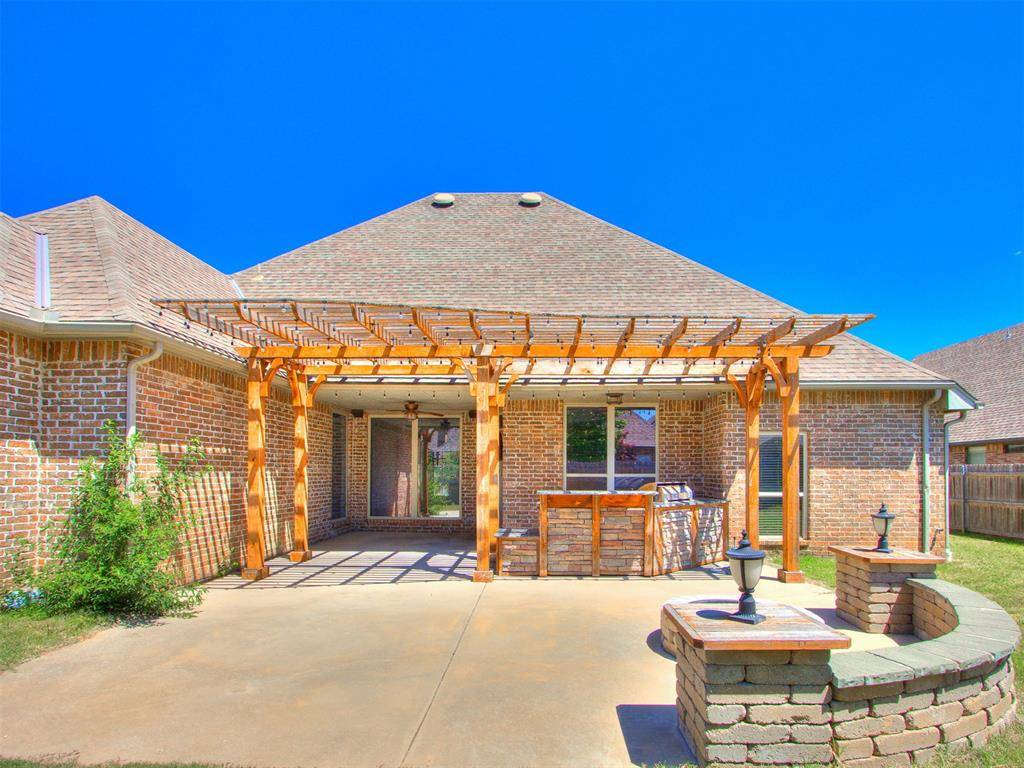 1524 SW 132nd ST, Oklahoma City, OK 73170