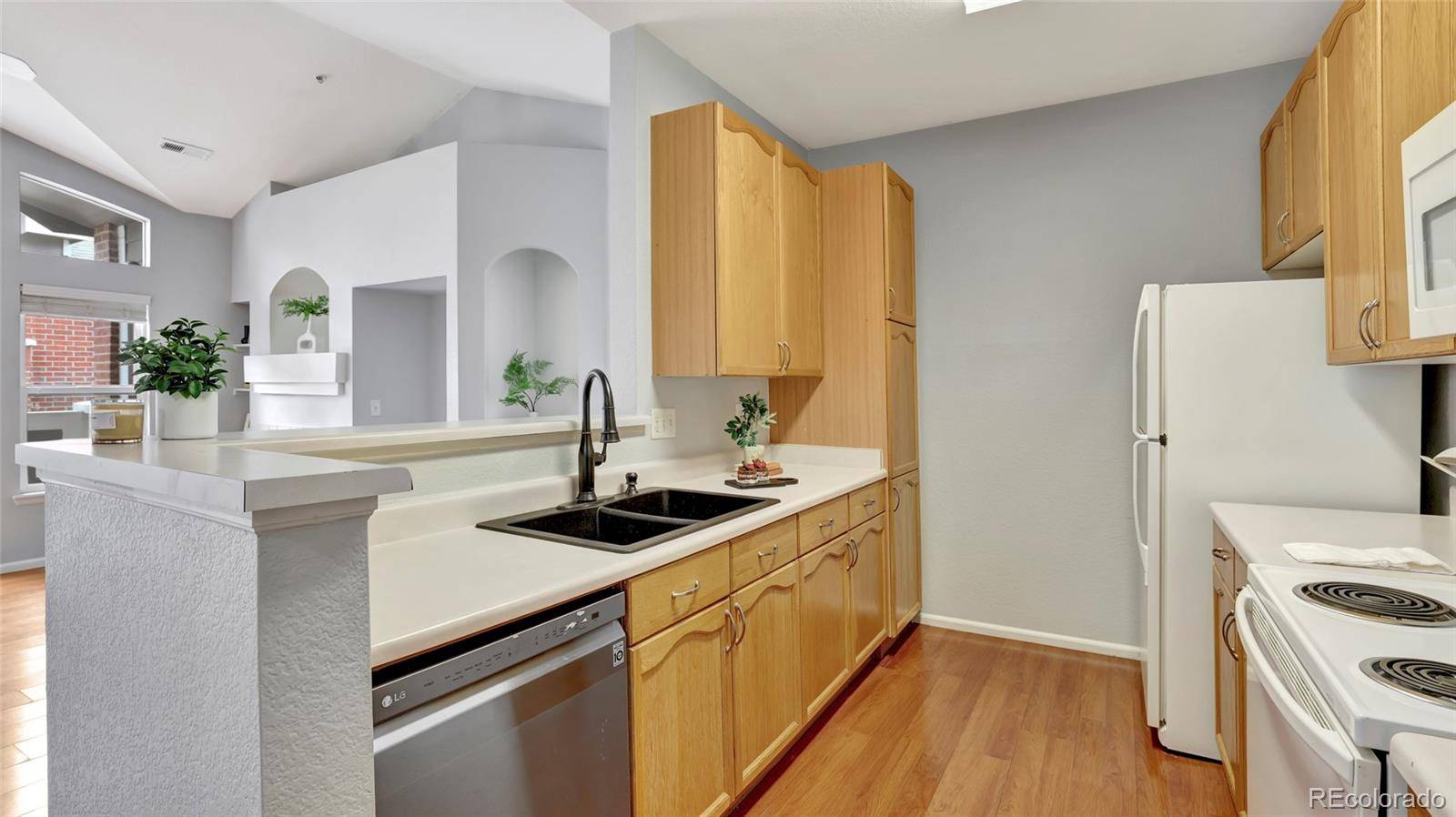 14241 E 1st DR #308, Aurora, CO 80011
