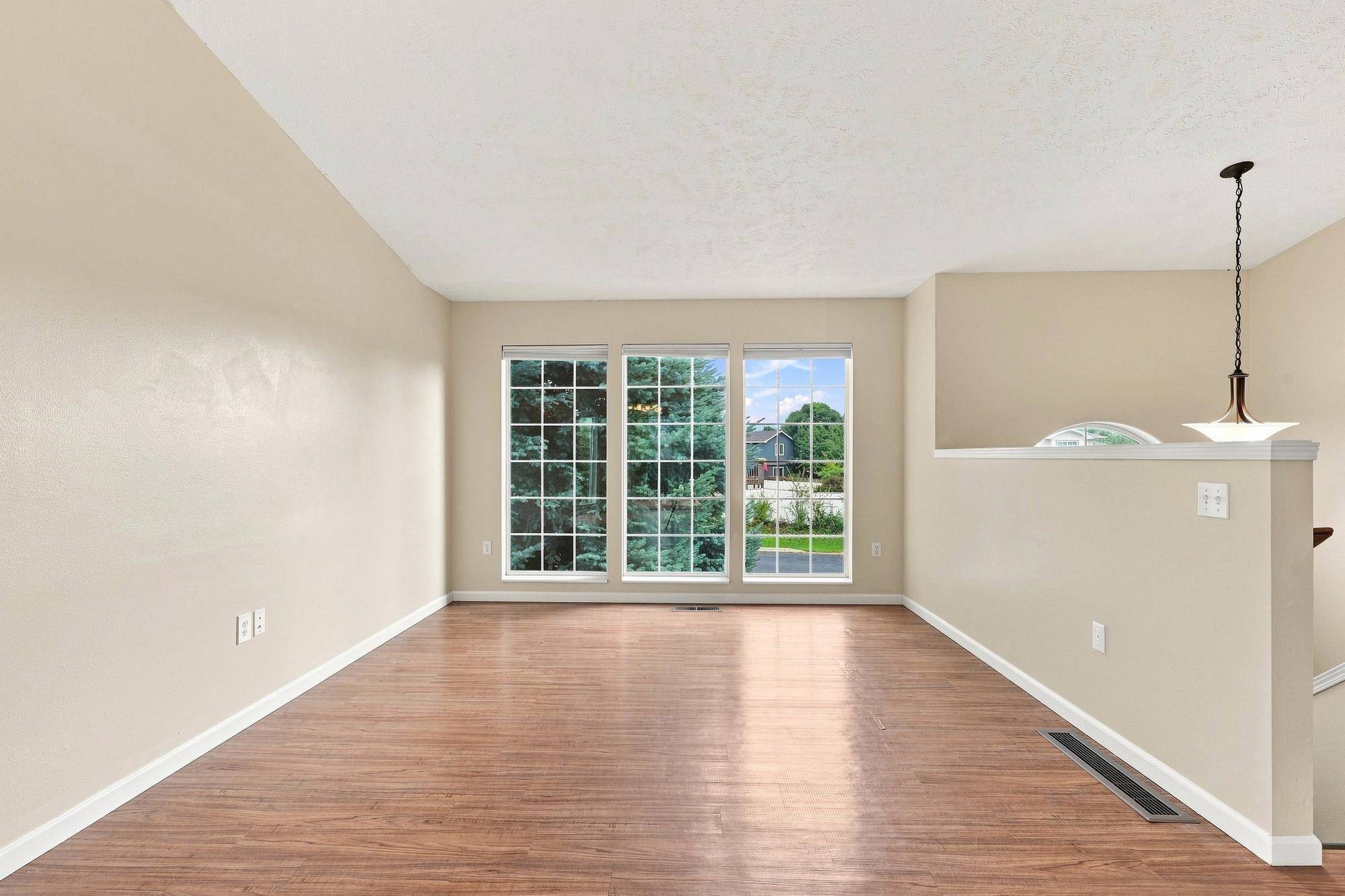 19027 E Shannon Ln, Spokane Valley, WA 99016