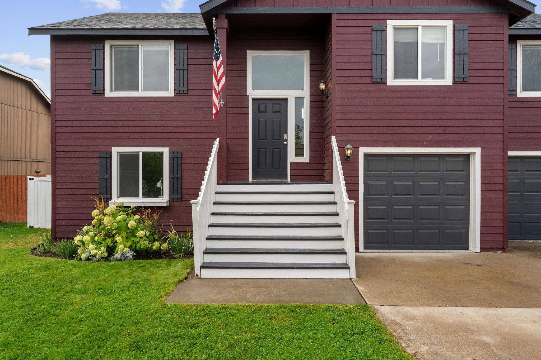 12611 W Pacific Ct, Airway Heights, WA 99001
