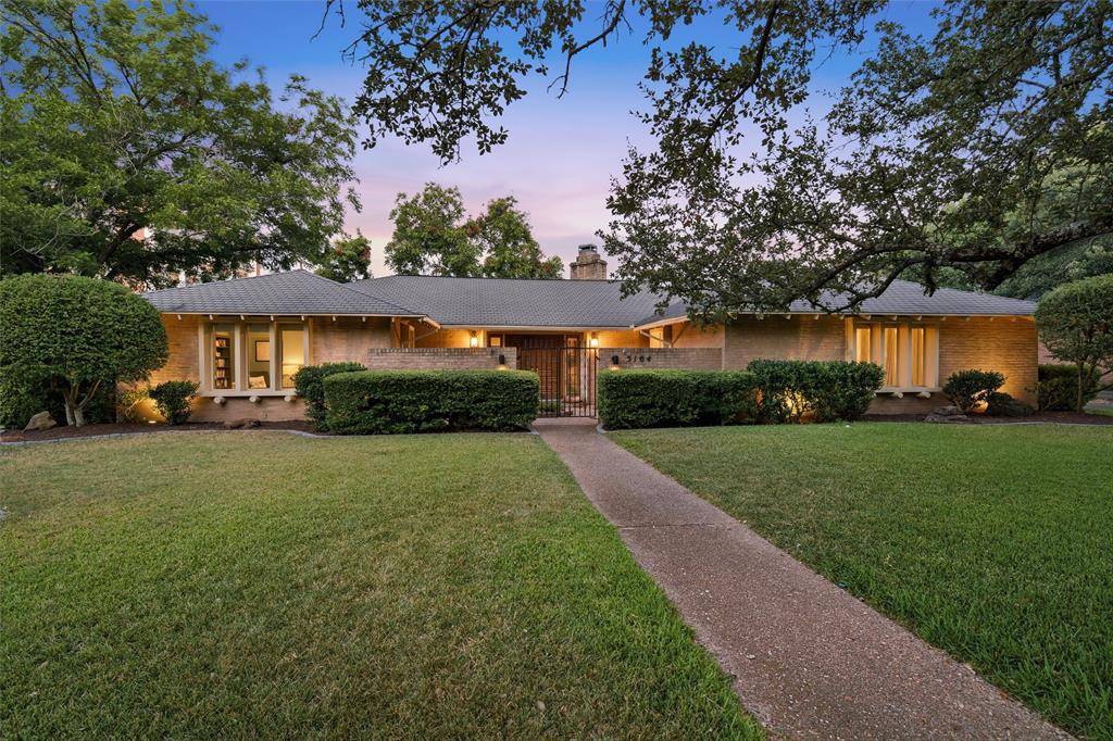 5104 Lake Jackson Drive, Waco, TX 76710