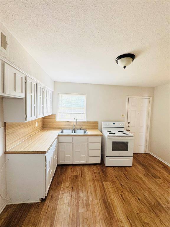 3114 Healey Drive, Dallas, TX 75228