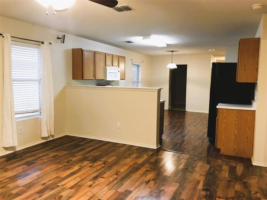 4513 Waterford Drive, Fort Worth, TX 76179