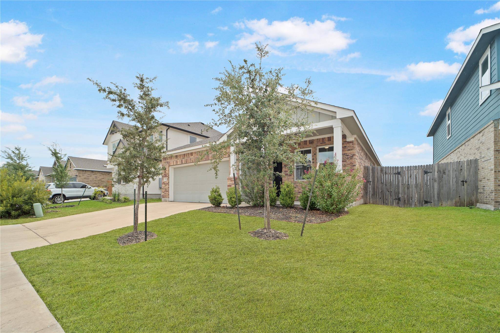 432 Chaste Tree DR, San Marcos, TX 78666
