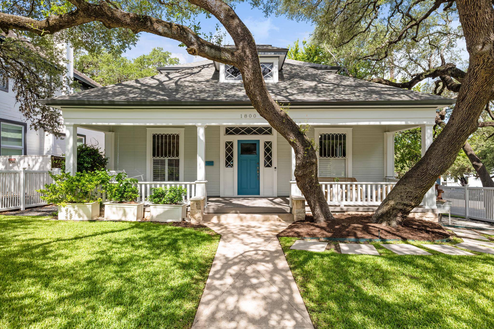 1800 Brackenridge ST, Austin, TX 78704