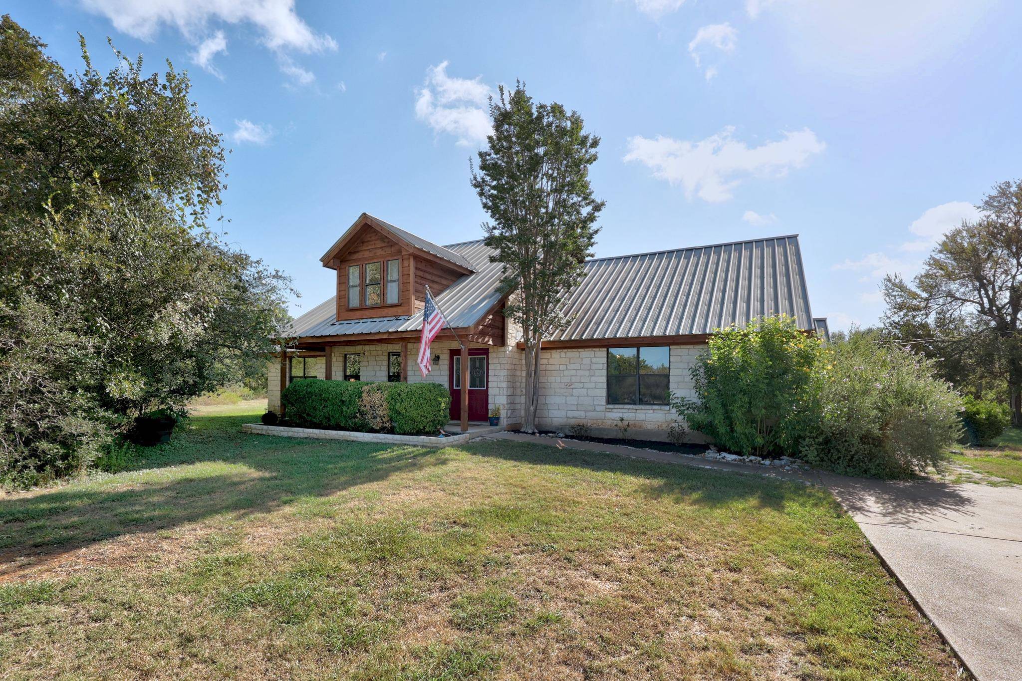 301 Oak Forest CV, Buda, TX 78610