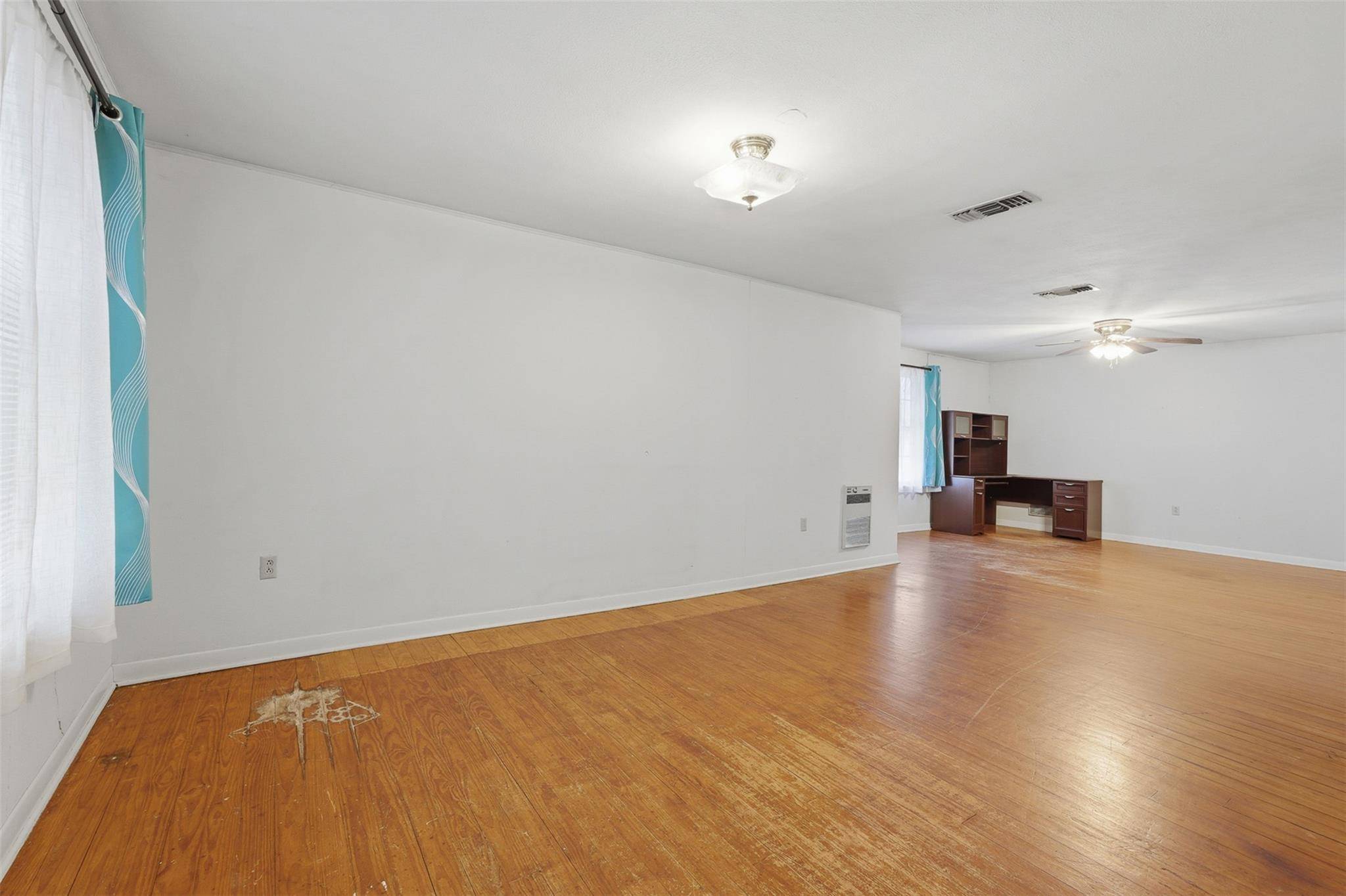 520 Seydler ST, Gonzales, TX 78629