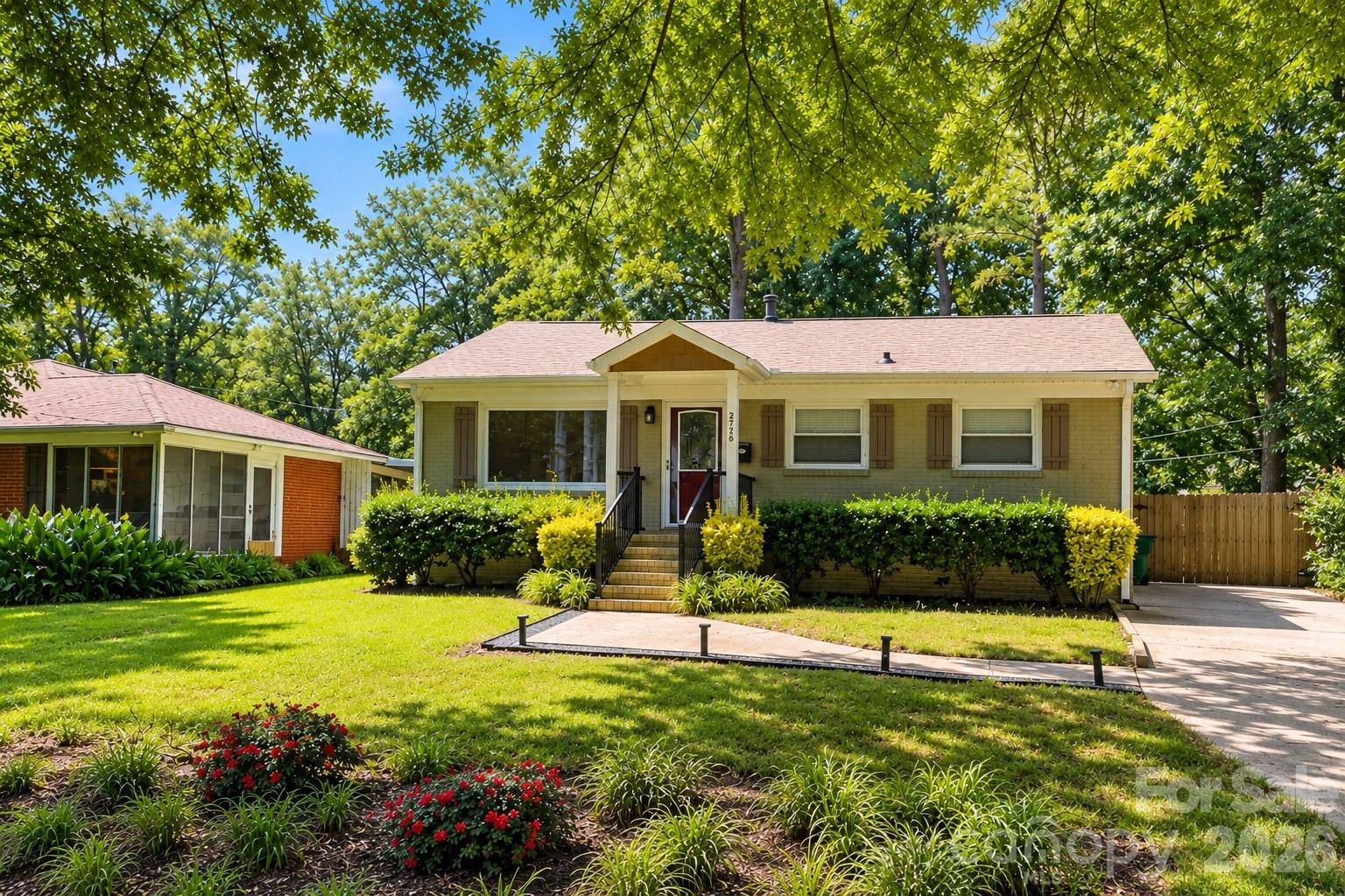 2720 Shamrock DR, Charlotte, NC 28205