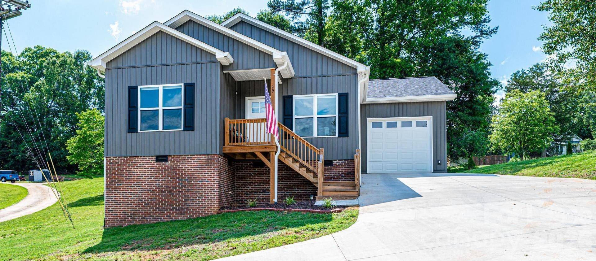 29 Central AVE, Granite Falls, NC 28630