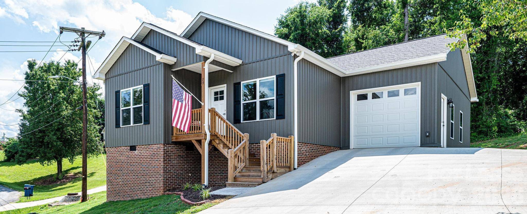 29 Central AVE, Granite Falls, NC 28630
