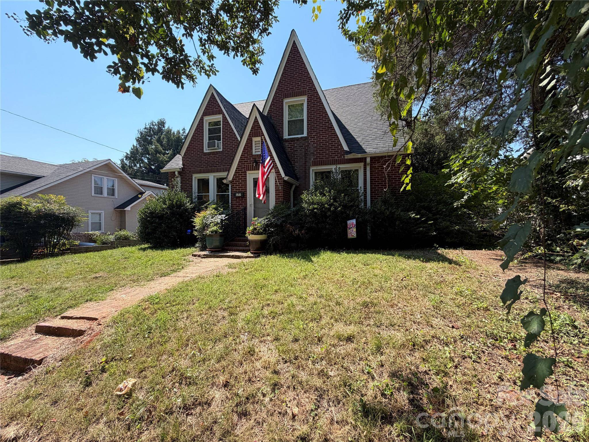 177 W 6th ST, Rutherfordton, NC 28139