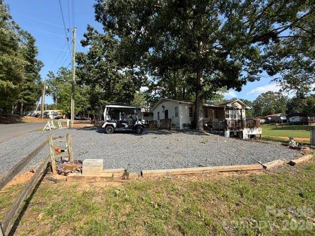 184 Deer Park RD, Mount Gilead, NC 27306