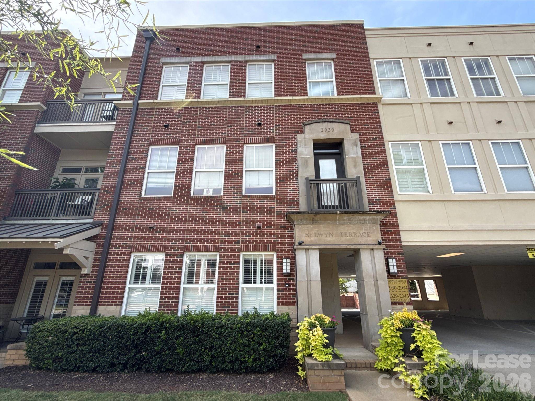 2988 Selwyn AVE, Charlotte, NC 28209