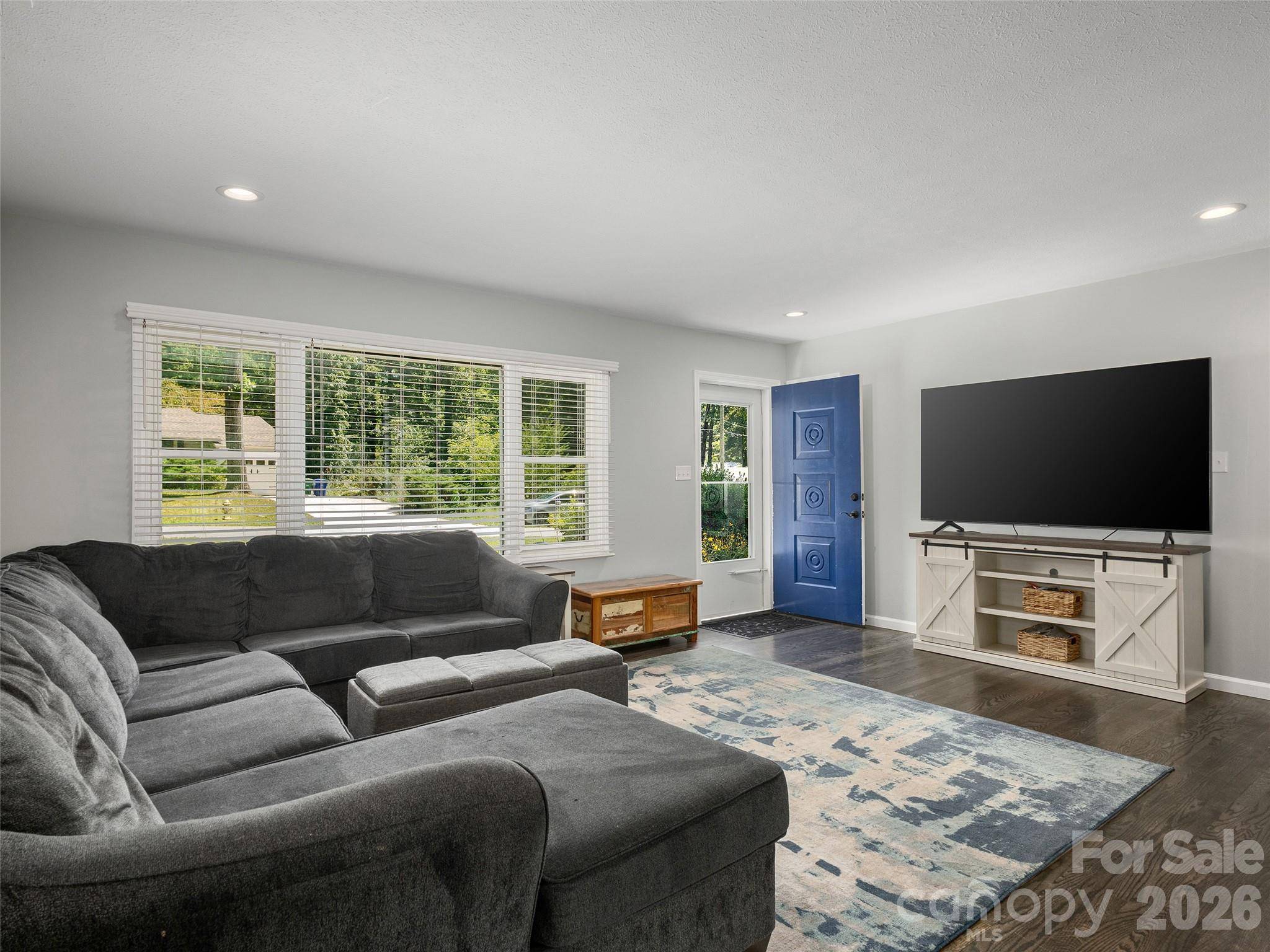182 Locust CT, Arden, NC 28704