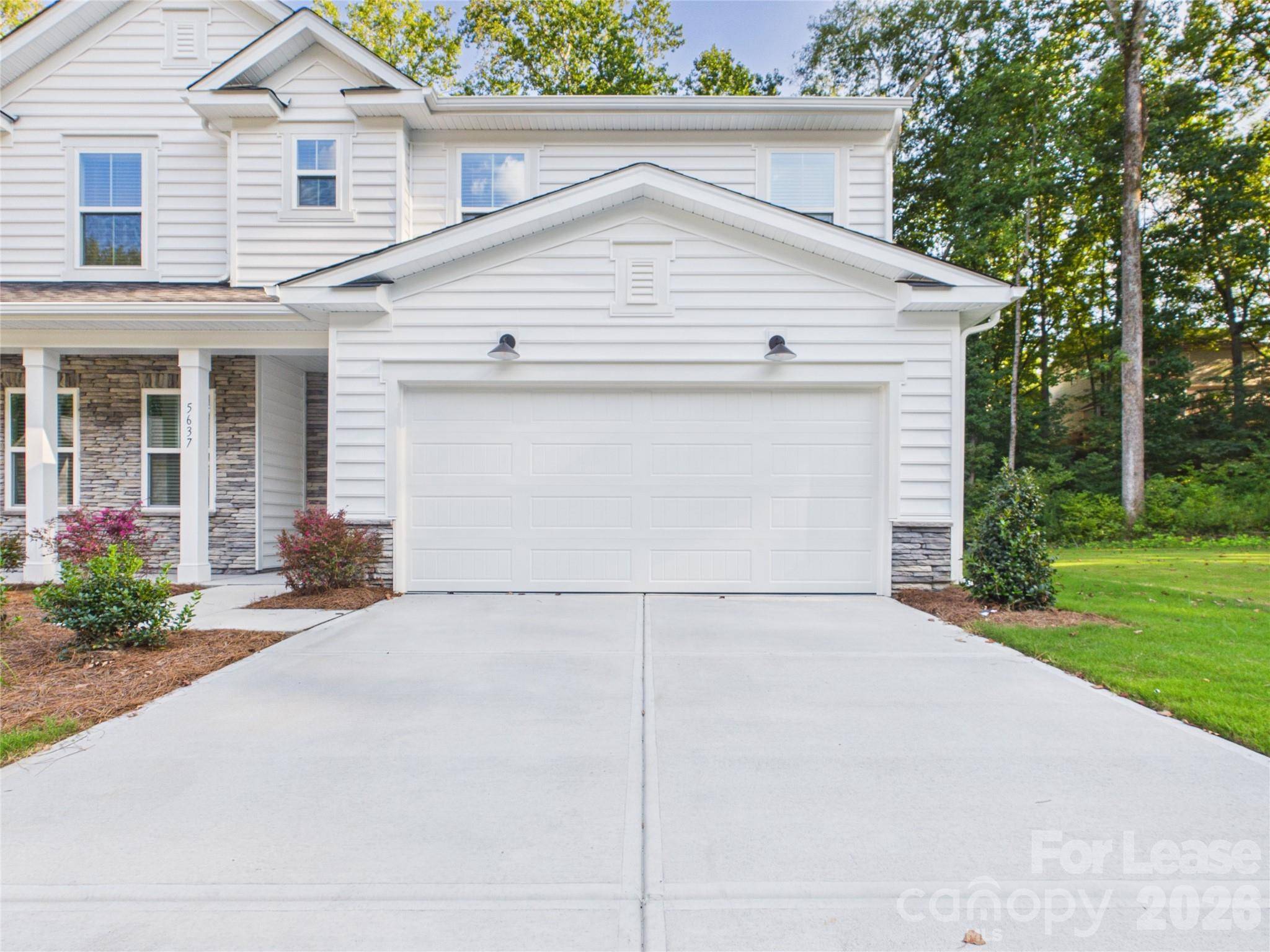 5637 Bay Rock RD, Charlotte, NC 28215