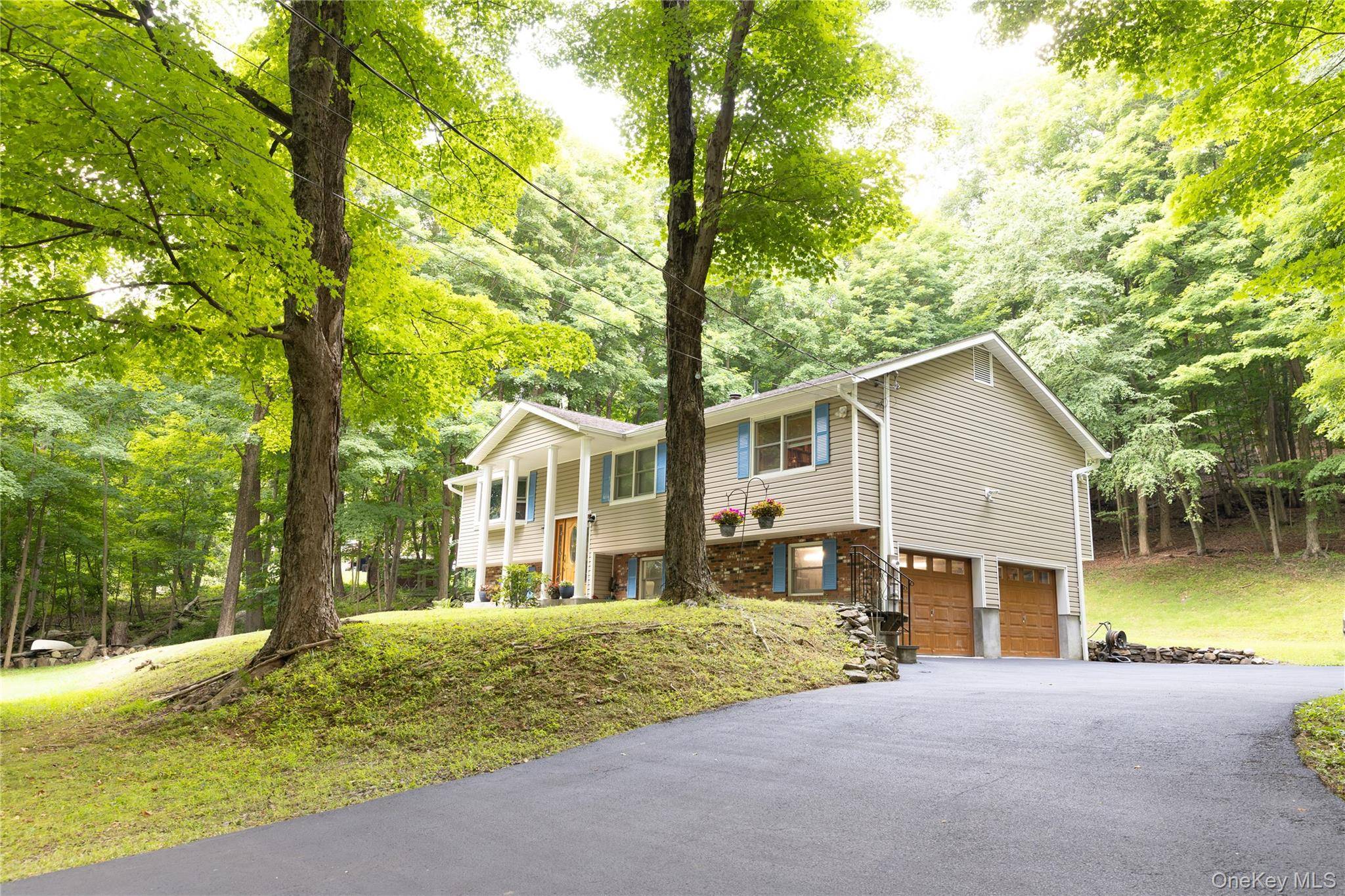 79 Watermelon Hill RD, Mahopac, NY 10541