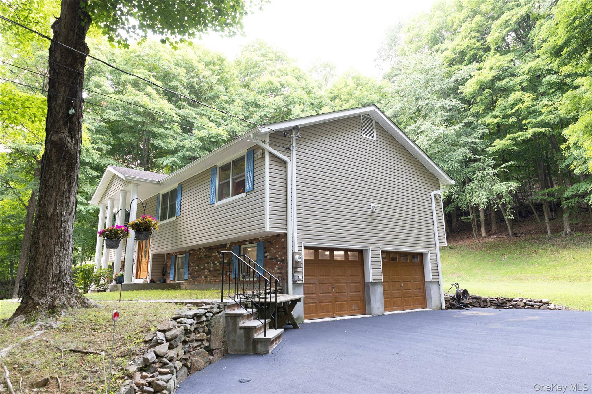79 Watermelon Hill RD, Mahopac, NY 10541